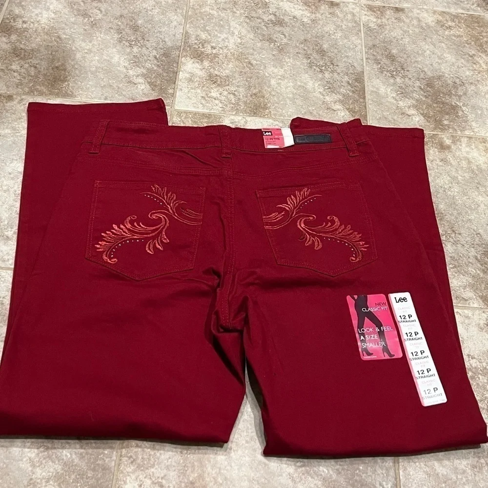 NWT Lee Secretly Shapes Straight Leg Embellished Jeans Rouge Red 12 Petite
